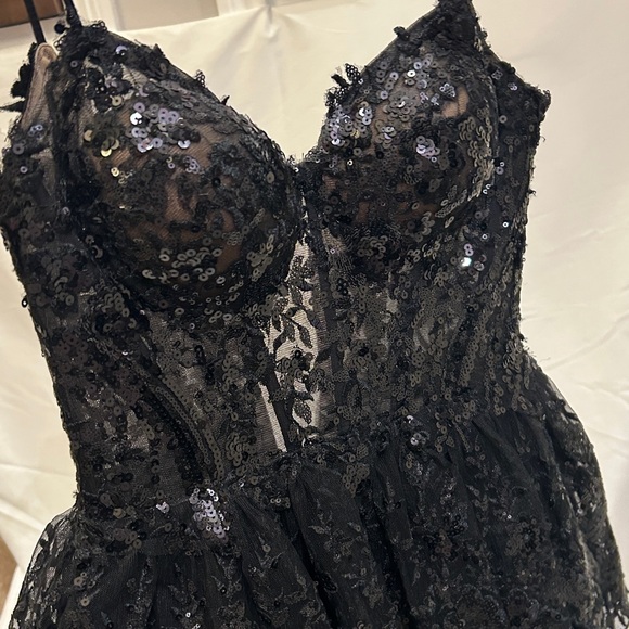 Sherri Hill Black Party dress.  Size 4, like new! - Picture 9 of 12